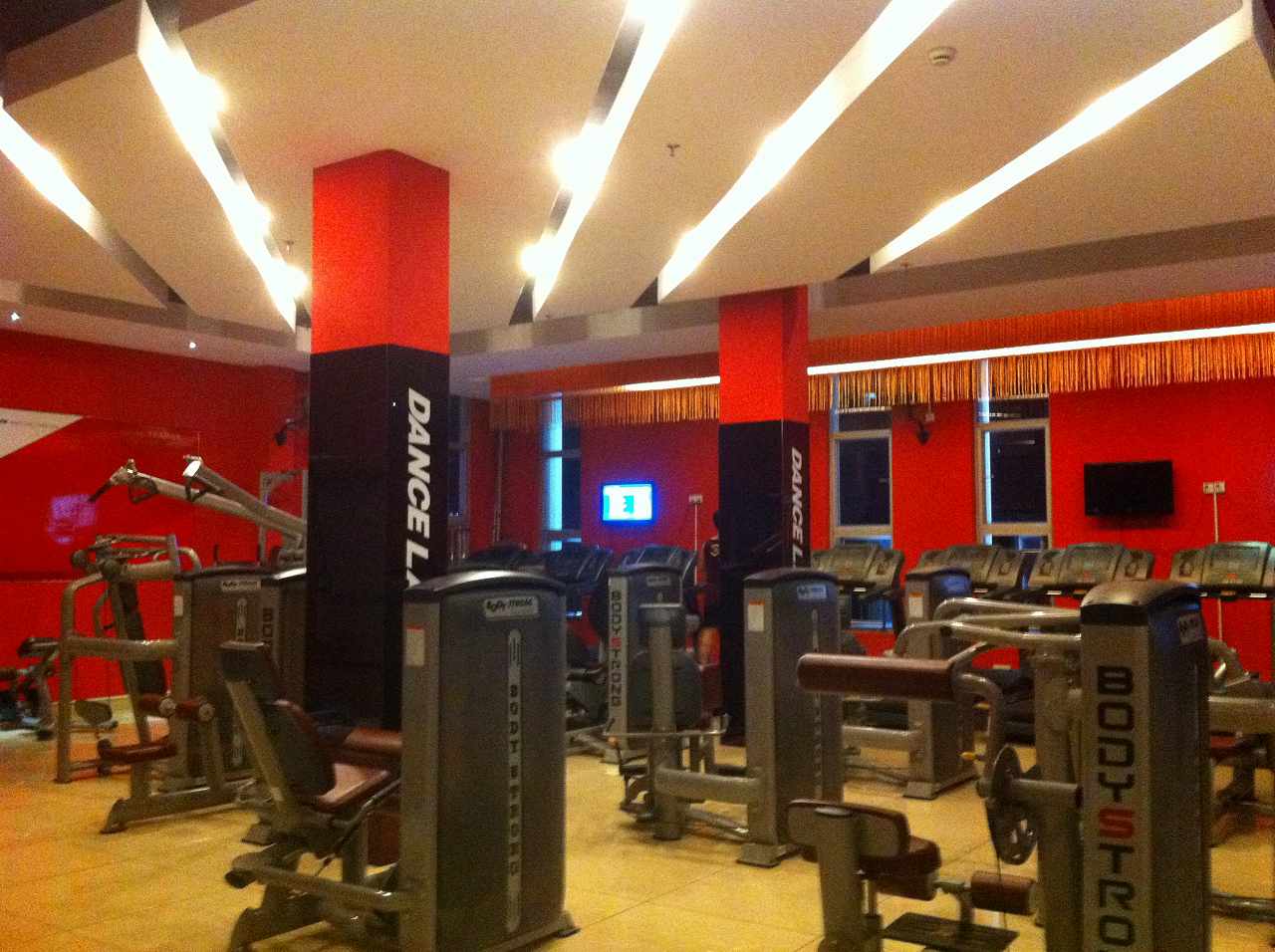 在重慶開健身房一年的利潤能有多少錢?