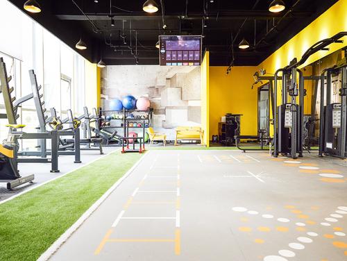 縣城開健身房掙錢嗎